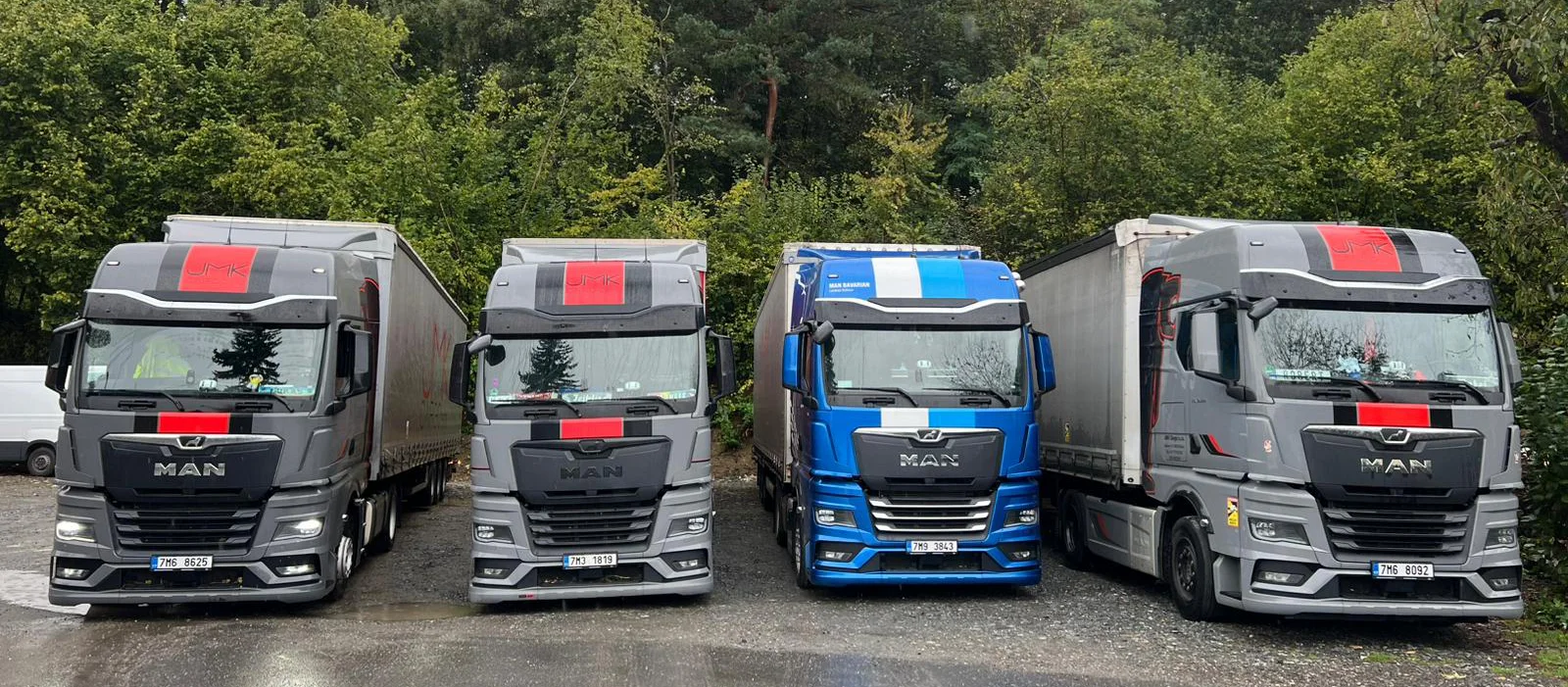 JMK Cargo - přepravní společnost vnitrostátní a mezinárodní dopravce - Kariéra řidič C, CE Šumperk