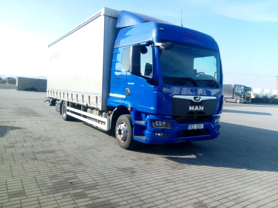 Logistika - manipulace - JMK Cargo Šumperk, Olomouc, Hradec Králové